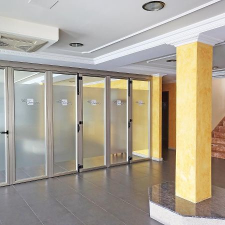 Hotel Villa Juanita او غروف المظهر الخارجي الصورة