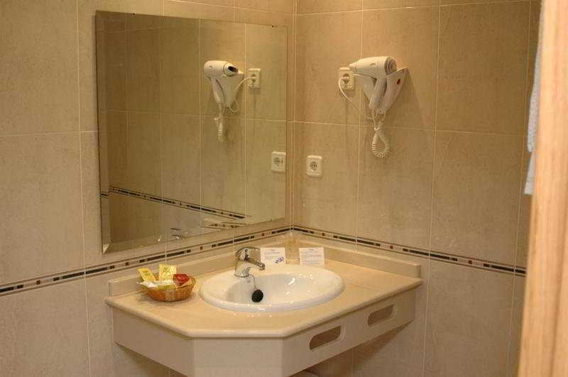 Hotel Villa Juanita او غروف المظهر الخارجي الصورة